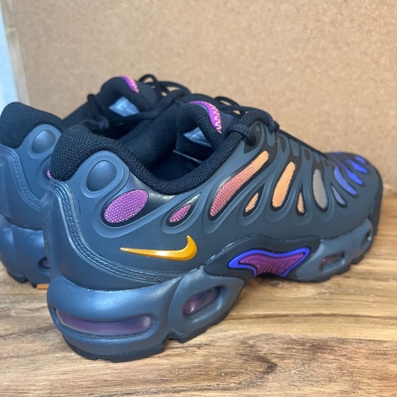 Nike
Air max plus drift
Brand new - Picture 11 of 12